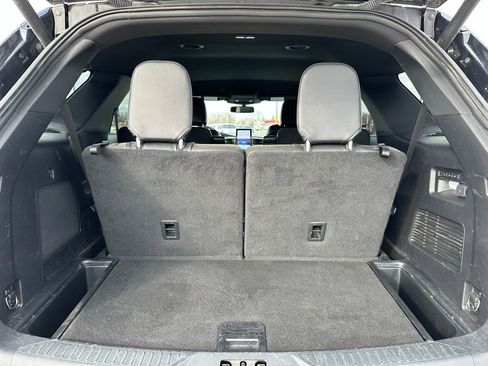 Used 2020 Ford Explorer ST w/ Premium Technology Package image 9