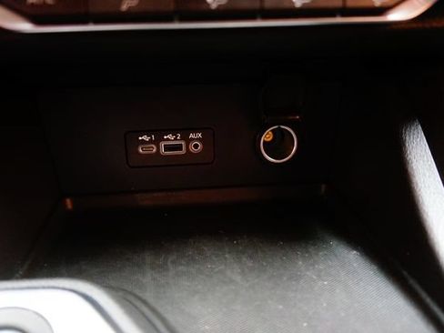 Certified 2022 Nissan Sentra SV FWD image 22