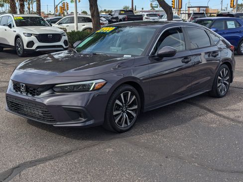 Used 2024 Honda Civic EX-L image 5