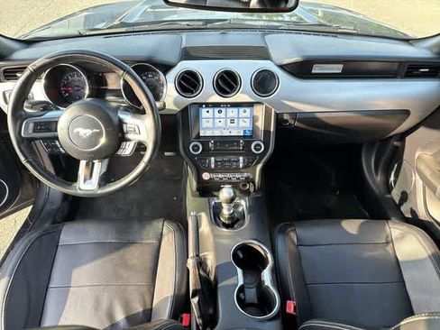 Used 2016 Ford Mustang Premium RWD image 13
