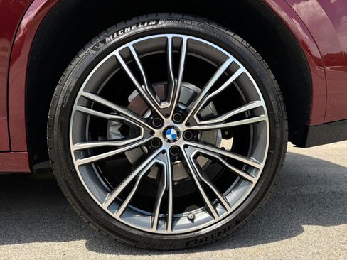 Used 2025 BMW X4 xDrive30i w/ Premium Package AWD/4WD image 46