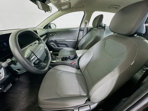 Used 2025 Kia K4 FWD image 13