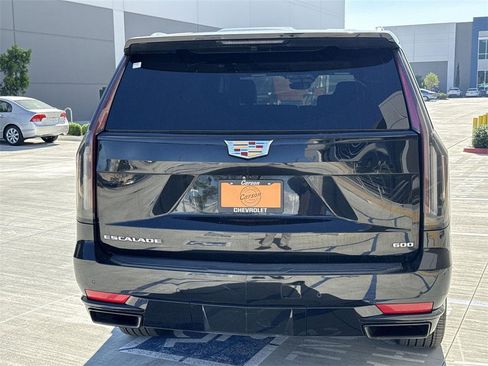 Used 2023 Cadillac Escalade ESV Sport image 4