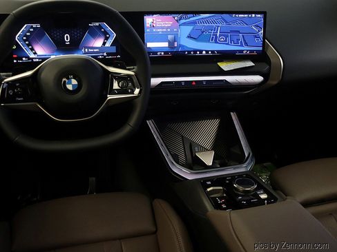 Used 2025 BMW X3 xDrive30i w/ Premium Package image 16