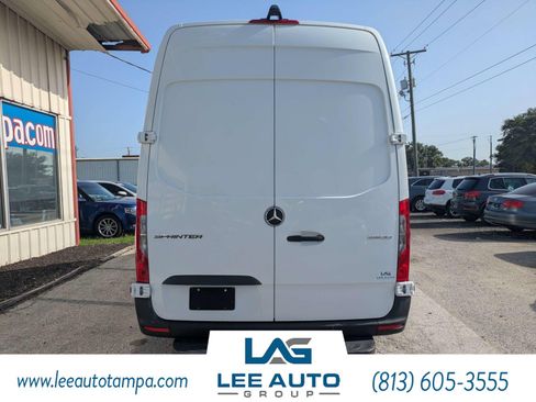 Used 2021 Mercedes-Benz Sprinter 2500 w/ Driver Convenience Package image 4