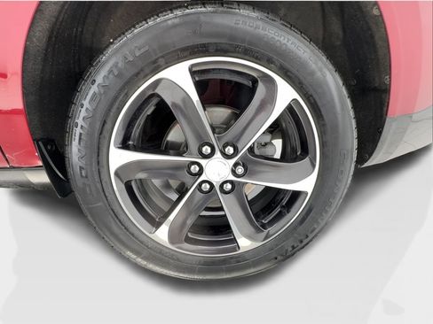 Used 2021 Buick Enclave Essence w/ Sport Touring Edition image 32