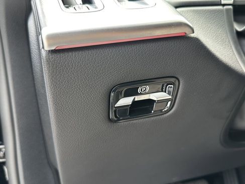Certified 2025 Mercedes-Benz S 580 4MATIC Sedan image 35