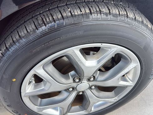 Used 2016 Kia Sorento SX FWD image 16