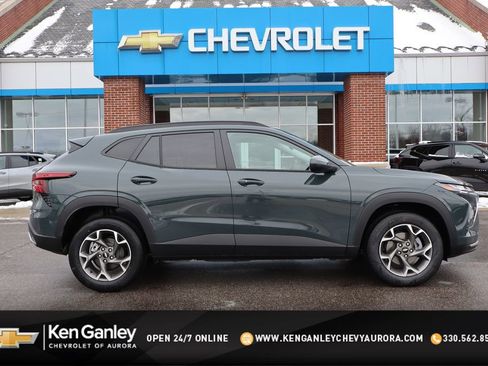New 2026 Chevrolet Trax LT w/ Driver Confidence Package image 1