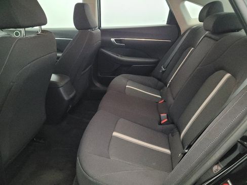 Used 2023 Hyundai Sonata SEL w/ Preferred Accessory Package FWD image 18