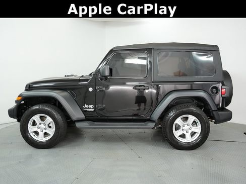 Used 2020 Jeep Wrangler Sport image 4