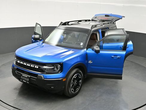 Used 2025 Ford Bronco Sport Outer Banks w/ Outer Banks Tech Package+ image 35