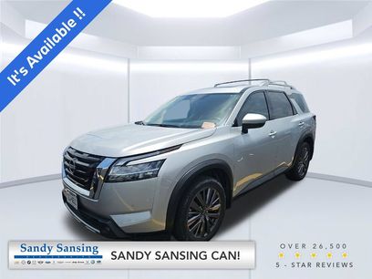 Used 2022 Nissan Pathfinder SL w/ SL Premium Package