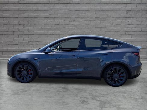 Used 2022 Tesla Model Y Performance AWD/4WD image 6