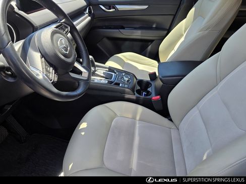 Used 2017 MAZDA CX-5 Touring FWD image 9