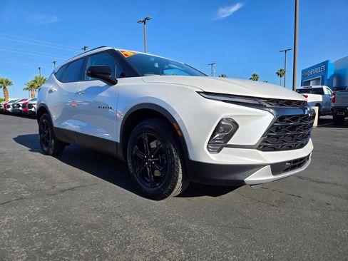 Used 2023 Chevrolet Blazer LT w/ Convenience Package FWD image 1