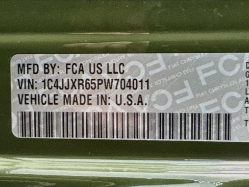 Used 2023 Jeep Wrangler Unlimited Rubicon 4xe AWD/4WD image 33