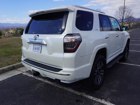 Used 2019 Toyota 4Runner Limited AWD/4WD image 12