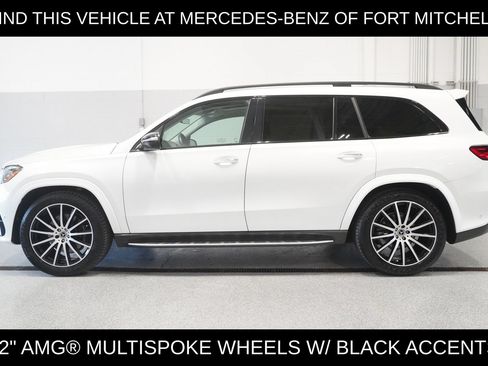 Used 2024 Mercedes-Benz GLS 580 4MATIC image 3