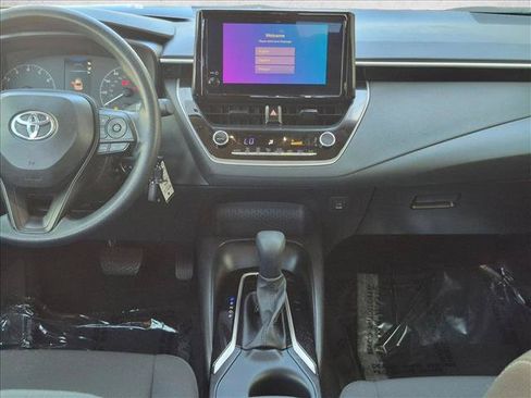 Certified 2025 Toyota Corolla LE FWD image 14