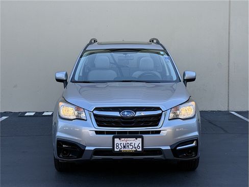 Used 2018 Subaru Forester 2.5i Premium w/ All-Weather Package AWD/4WD image 2