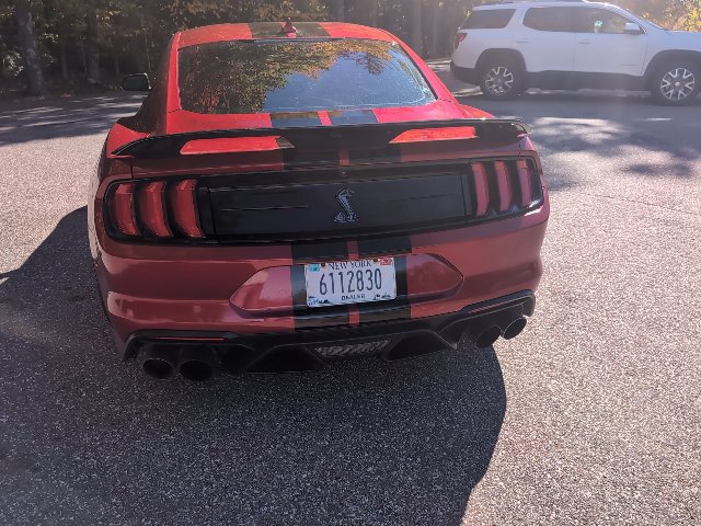 Used 2020 Ford Mustang Shelby GT500 w/ Technology Package RWD image 6