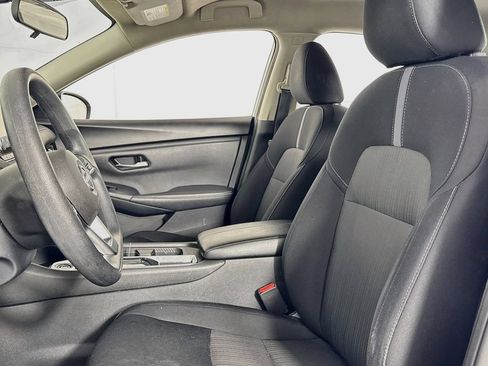 Used 2024 Nissan Sentra SV FWD image 7