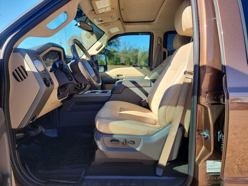 Used 2011 Ford F250 Lariat w/ Lariat Ultimate Pkg image 20