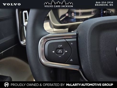 Certified 2026 Volvo XC40 B5 Plus w/ Protection Package Premier AWD/4WD image 24