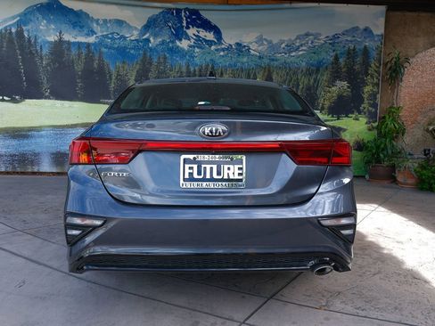 Used 2019 Kia Forte LXS image 5