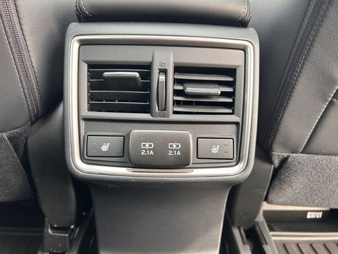 Certified 2023 Subaru Forester Touring image 33