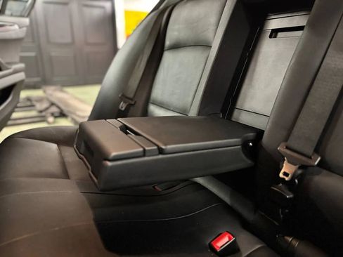 Used 2014 BMW 535d xDrive image 37