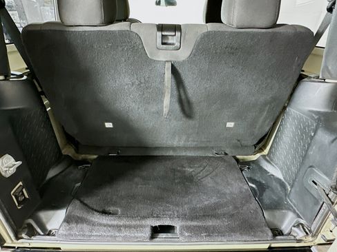 Used 2018 Jeep Wrangler Sport image 24