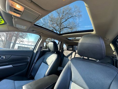 Used 2013 Ford Edge SEL w/ Black-White Styling Pkg image 12