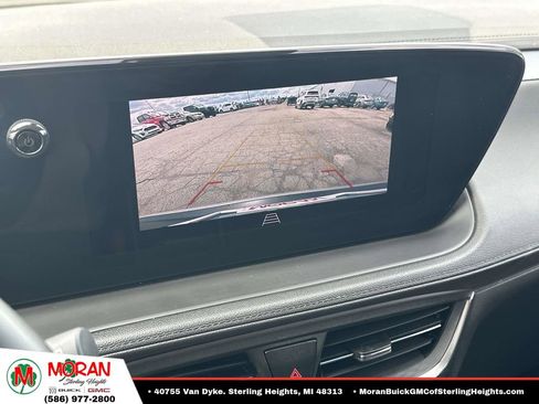 Certified 2024 Buick Encore GX Preferred FWD image 26