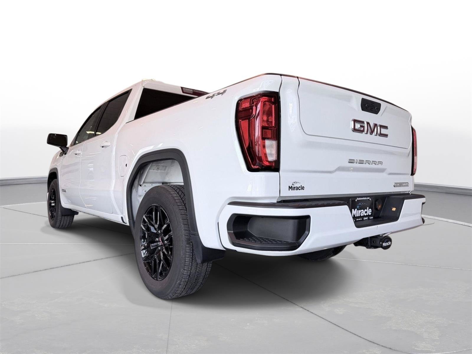 Used 2023 GMC Sierra 1500 Elevation AWD/4WD image 6