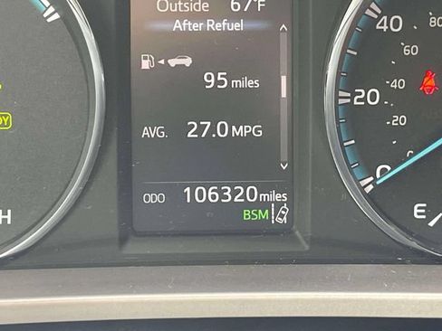Used 2017 Toyota RAV4 Limited w/ Carpet Mat Package AWD/4WD image 29
