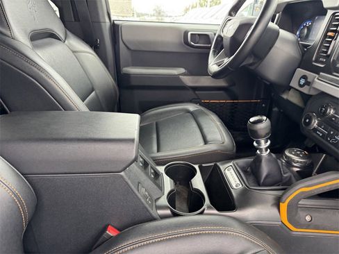 Used 2022 Ford Bronco Badlands image 6