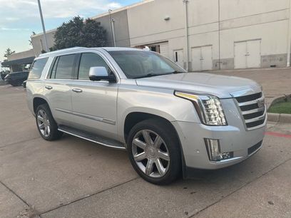 Used 2017 Cadillac Escalade Luxury