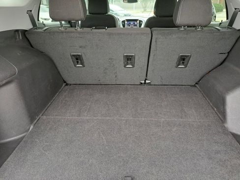 Used 2024 GMC Terrain SLE FWD image 23