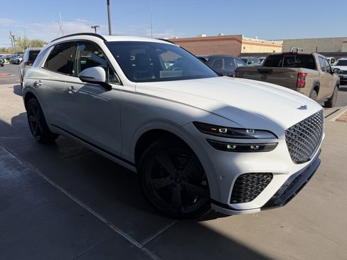 Used 2025 Genesis GV70 2.5T w/ Sport Prestige Package image 6