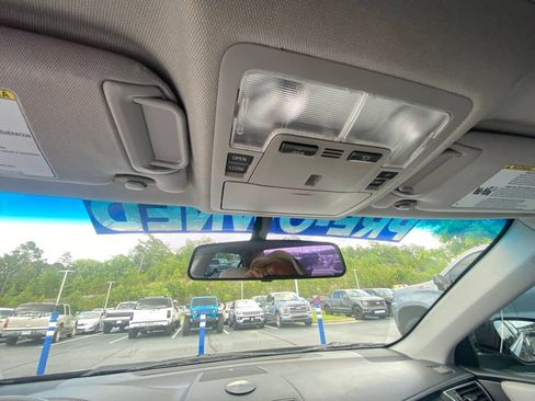 Used 2017 Toyota Camry LE w/ Moonroof Package FWD image 20