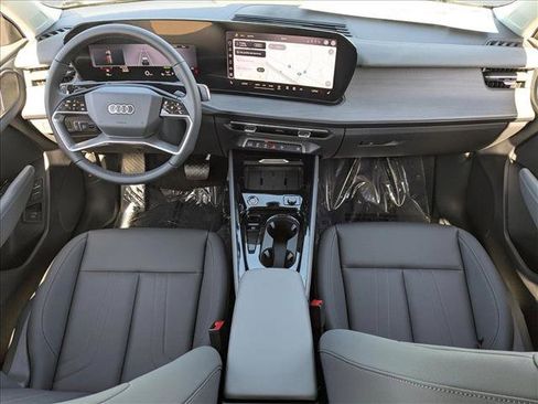 New 2026 Audi Q3 quattro 2.0T AWD/4WD image 14