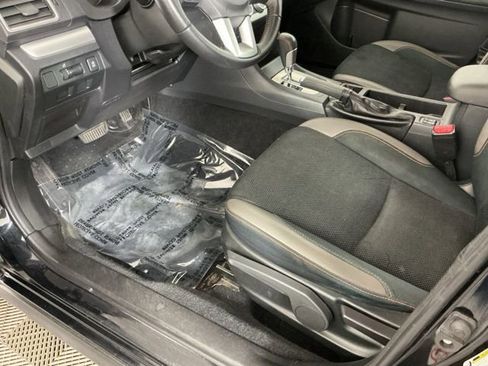 Used 2016 Subaru Crosstrek 2.0i Premium AWD/4WD image 15