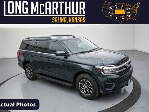 Certified 2024 Ford Expedition XLT image 1