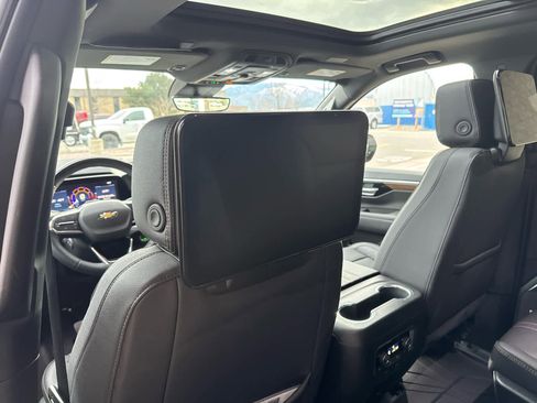 Used 2025 Chevrolet Tahoe High Country image 73