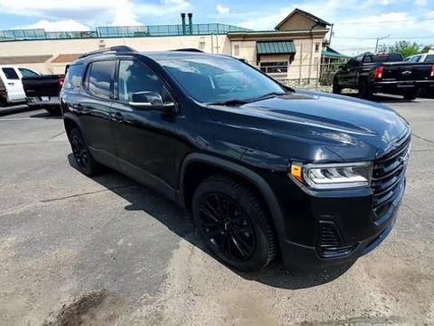 Certified 2022 GMC Acadia SLE w/ Driver Convenience Package AWD/4WD image 2