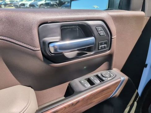 Certified 2022 GMC Sierra 1500 SLT AWD/4WD image 21