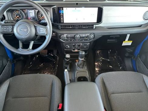 New 2026 Jeep Gladiator Sport AWD/4WD image 12