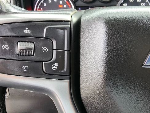 Used 2022 Chevrolet Silverado 1500 LT w/ Convenience Package II image 15